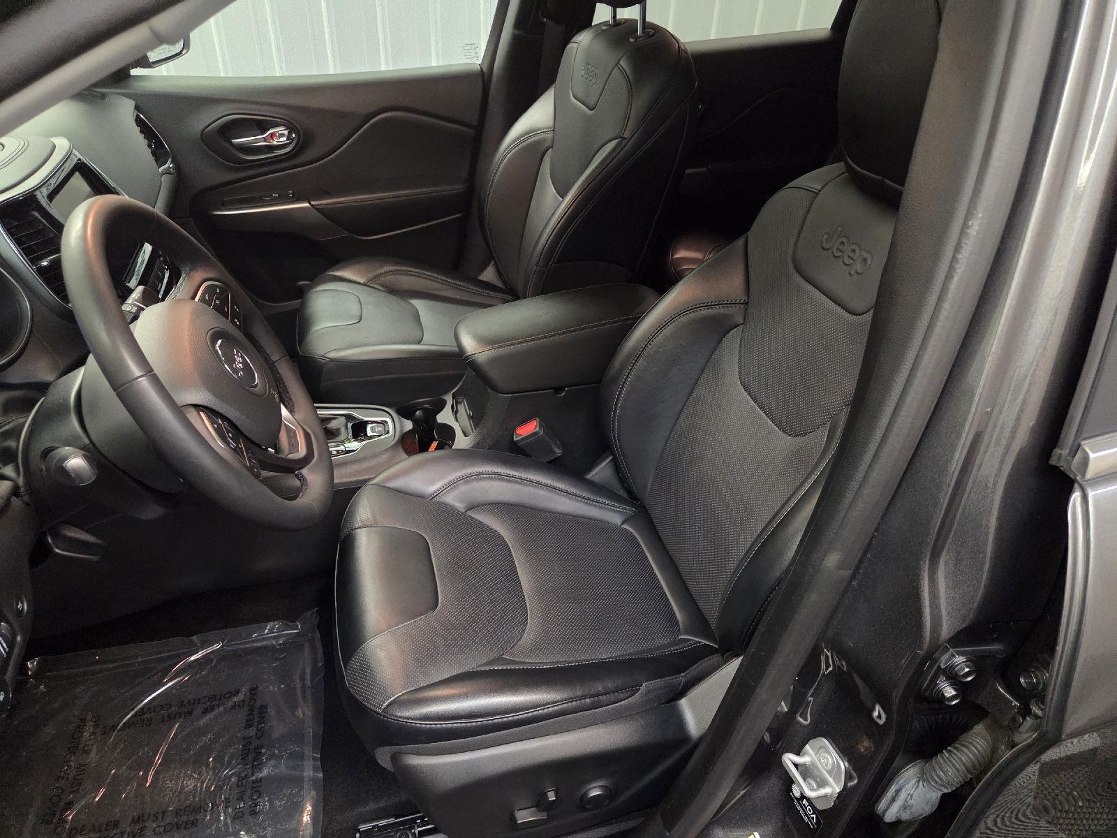 2022 Jeep Cherokee Limited photo 16