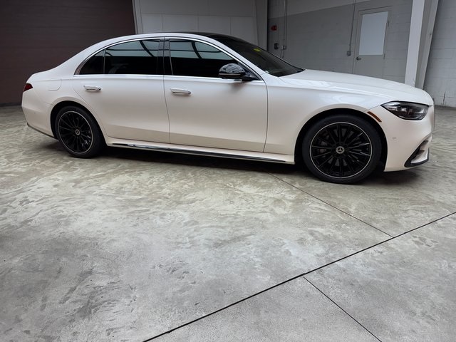 2022 Mercedes Benz S 580 4MATIC photo 6