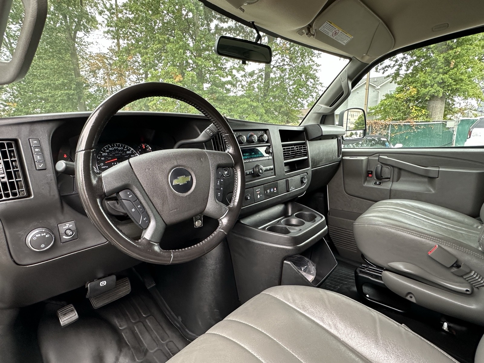 2023 Chevrolet Express Cargo Van photo 17