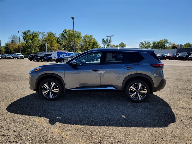 2022 Nissan Rogue SL photo 8