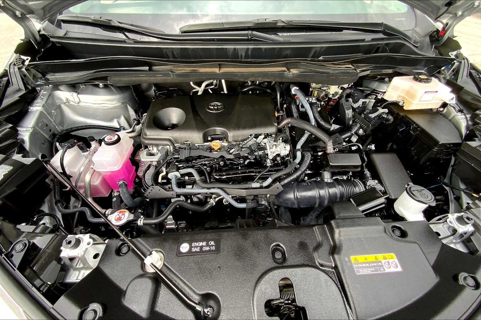2024 Toyota Sienna XLE photo 28