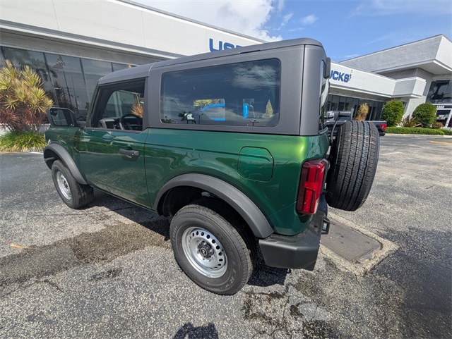 2025 Ford Bronco Base photo 9
