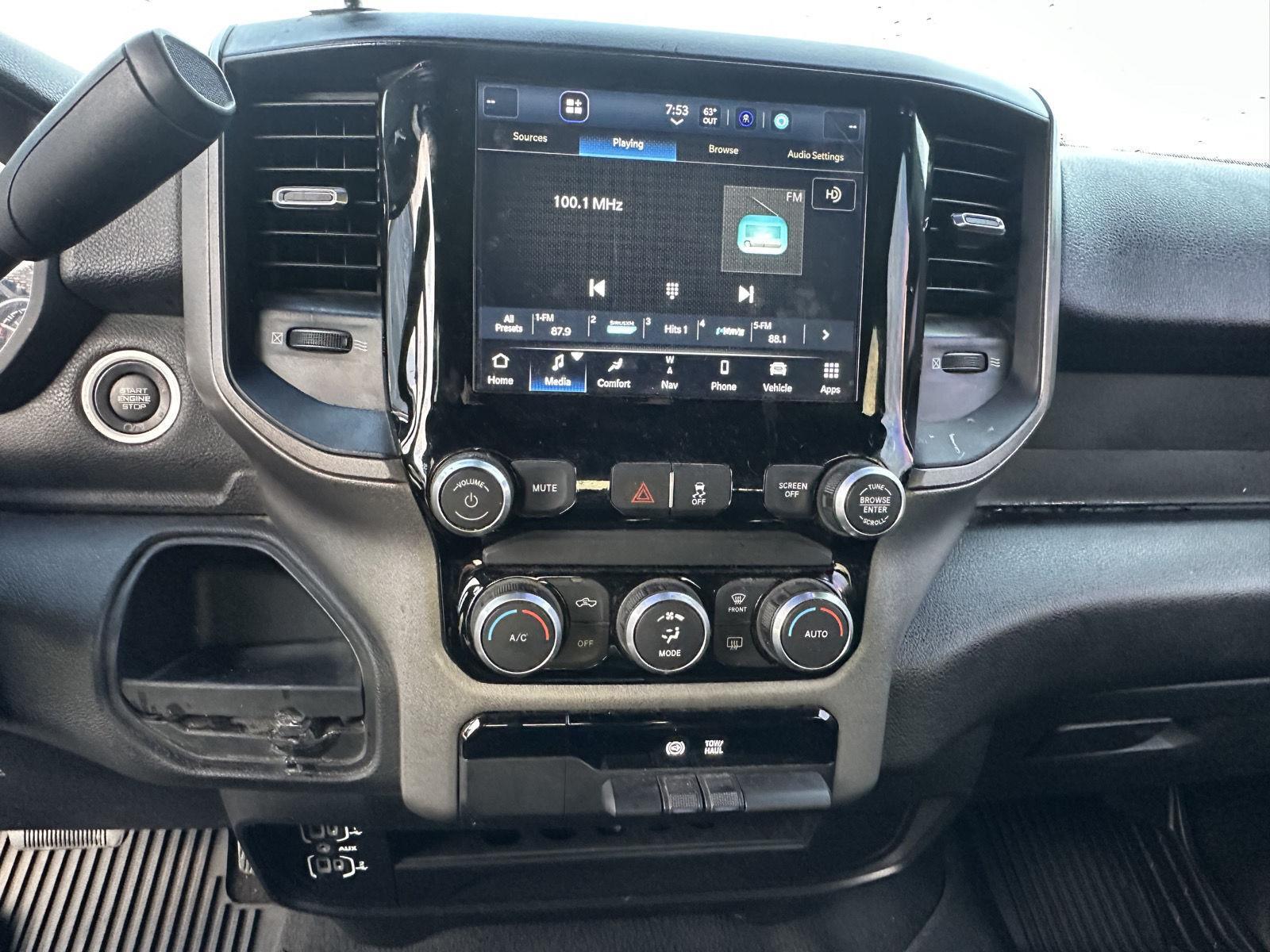 2022 Ram 2500 Tradesman photo 5