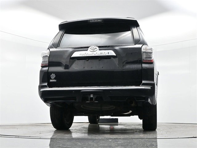 2018 Toyota 4Runner SR5 photo 30