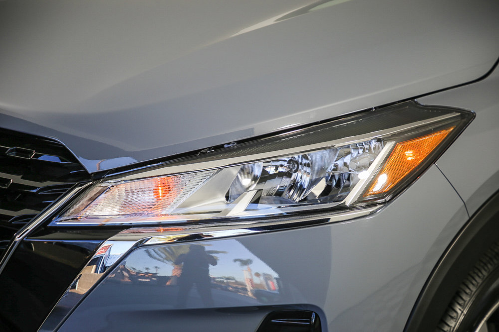 2024 Nissan Kicks SV photo 4