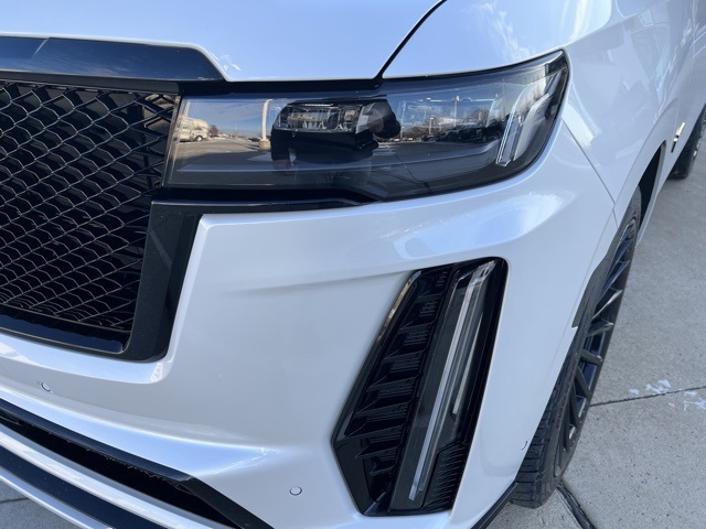 2024 Cadillac Escalade V-Series photo 9