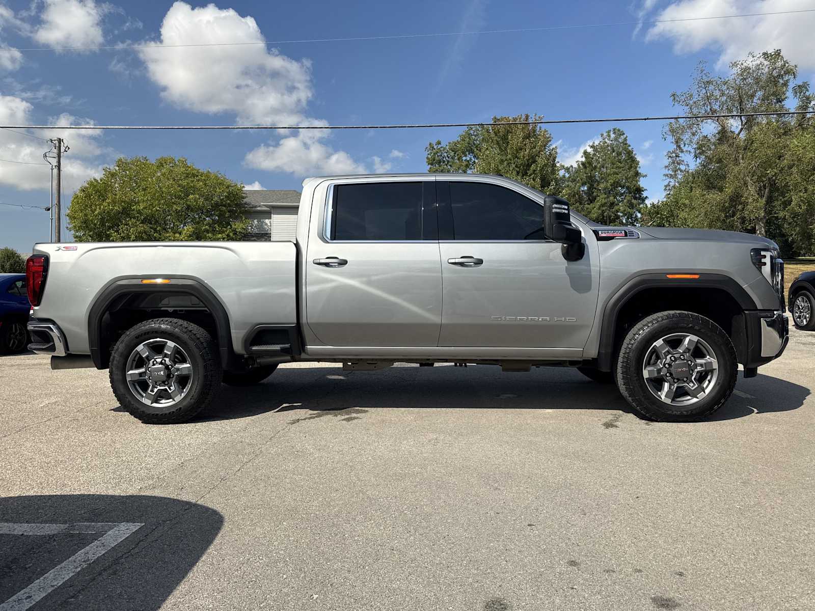 2025 Gmc Sierra 2500 HD SLE photo 4