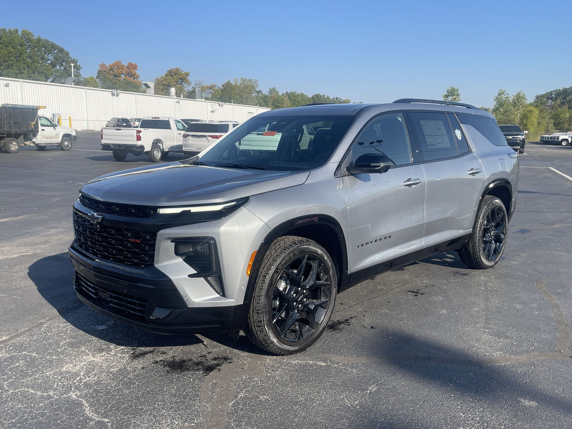 2026 Chevrolet Traverse RS photo 2