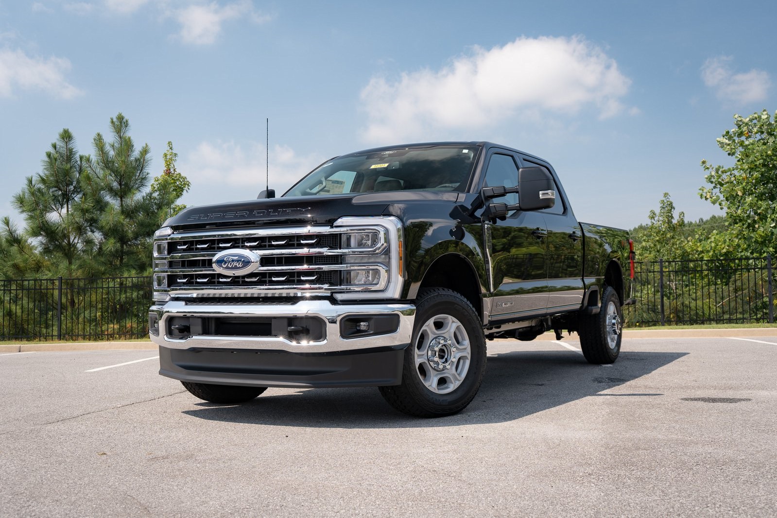 2026 Ford F-350 Super Duty XLT's photo