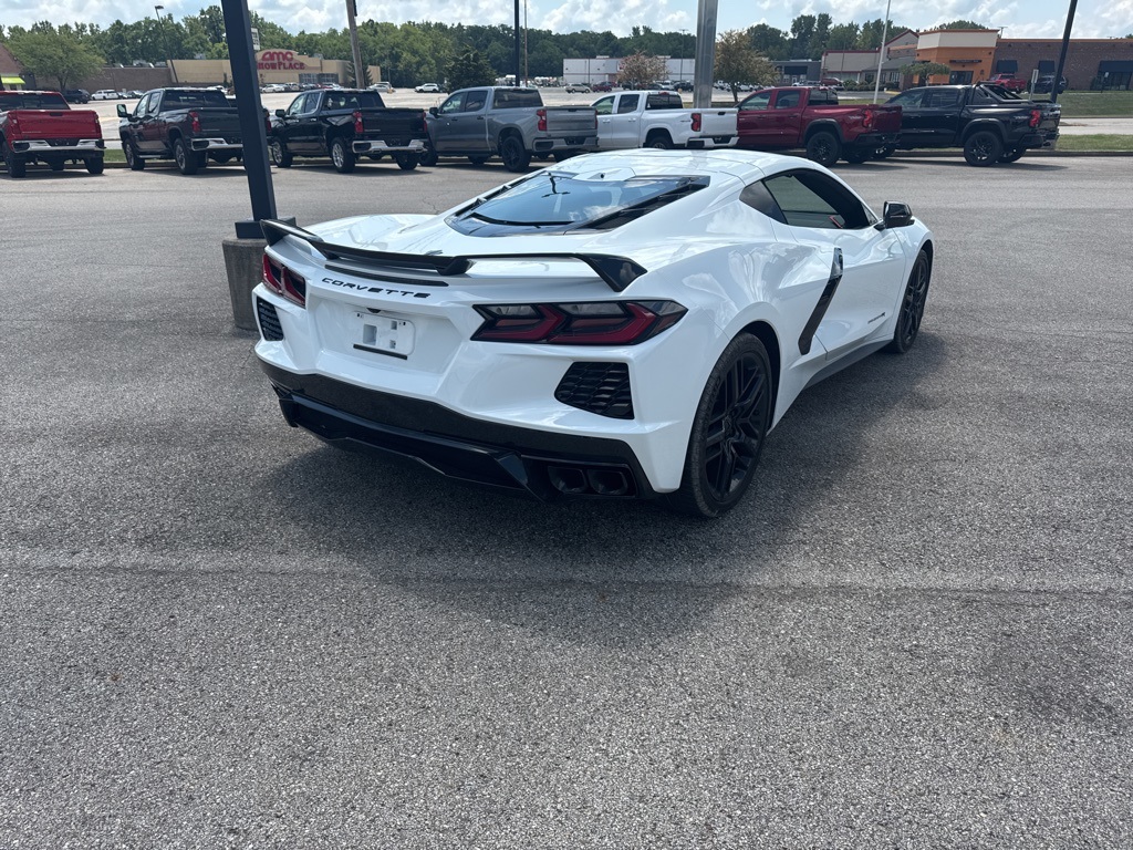 2024 Chevrolet Corvette Stingray 2LT photo 6
