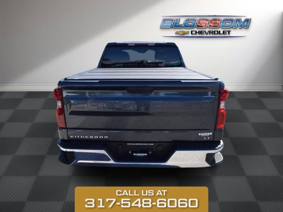 2020 Chevrolet Silverado 1500 LT photo 2