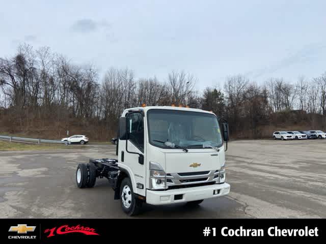 2025 Chevrolet Low Cab Forward Base's photo