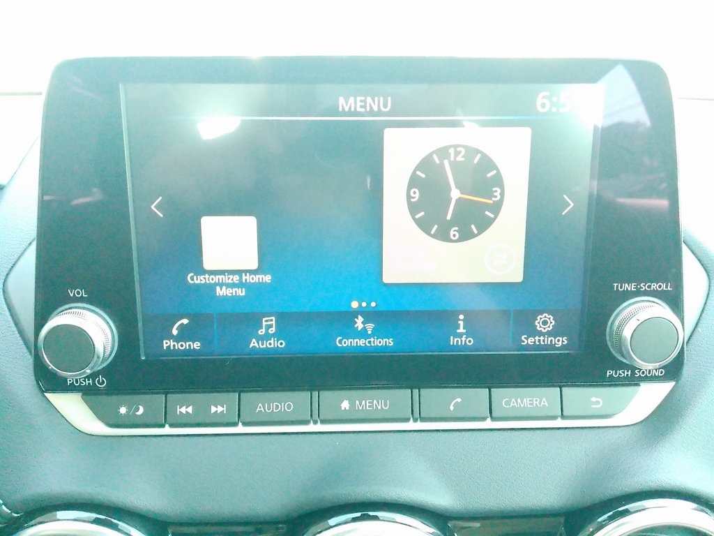2025 Nissan Sentra SV photo 28