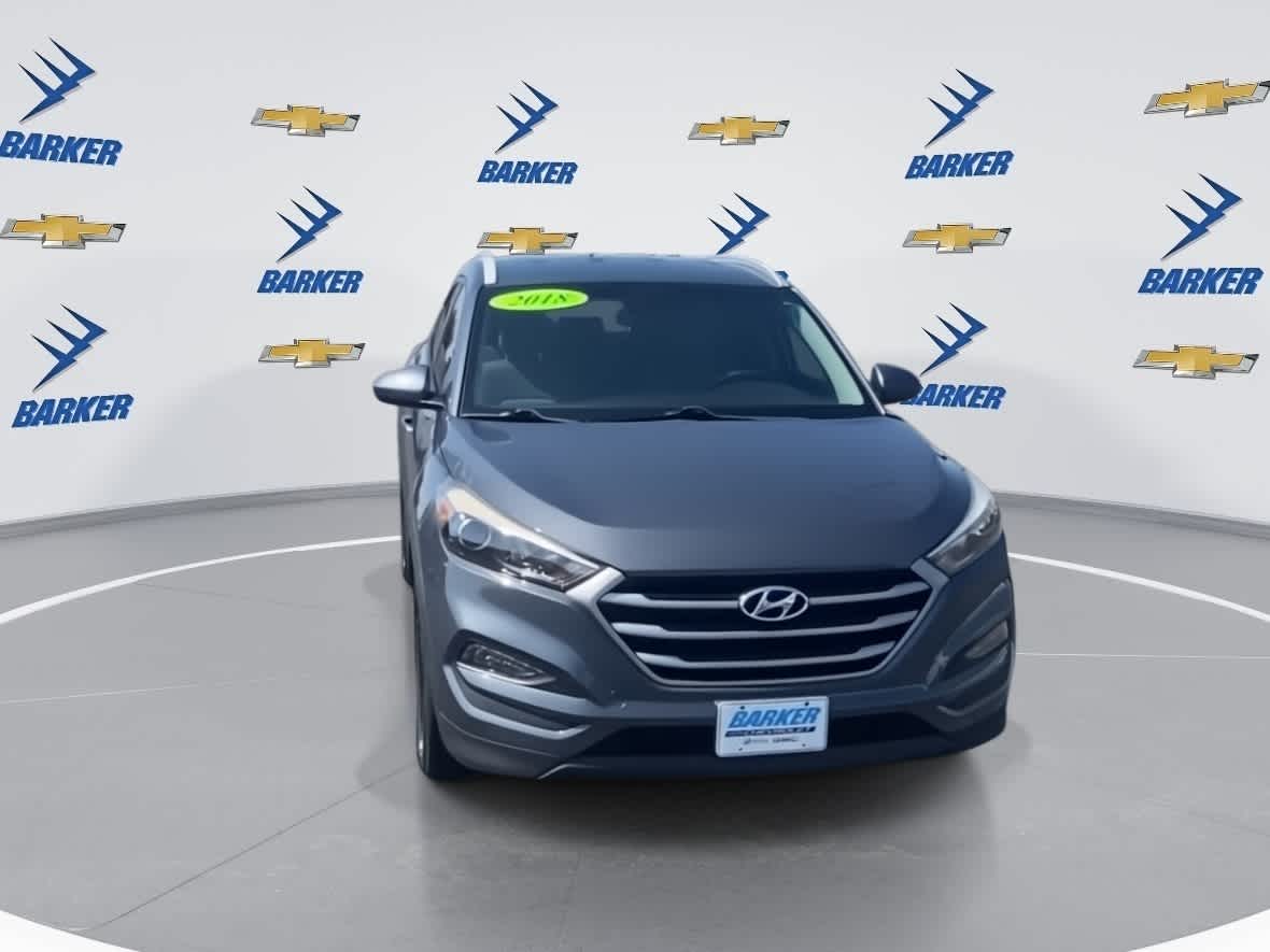 2018 Hyundai Tucson SEL photo 2