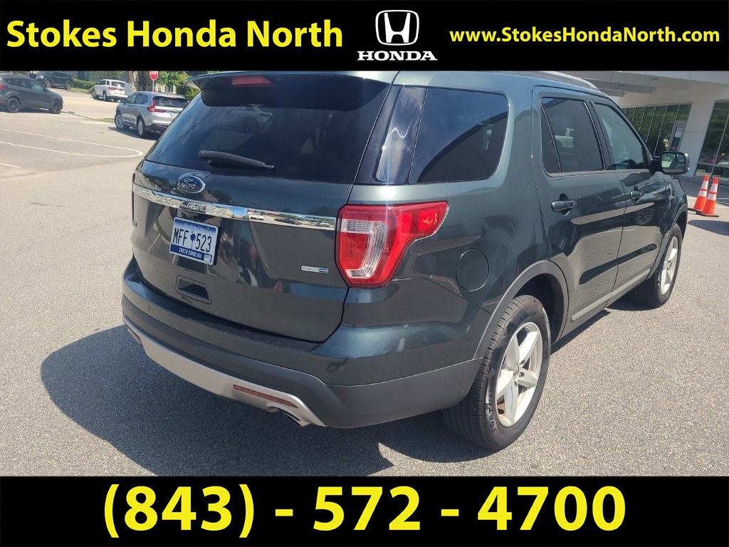 2016 Ford Explorer XLT photo 4