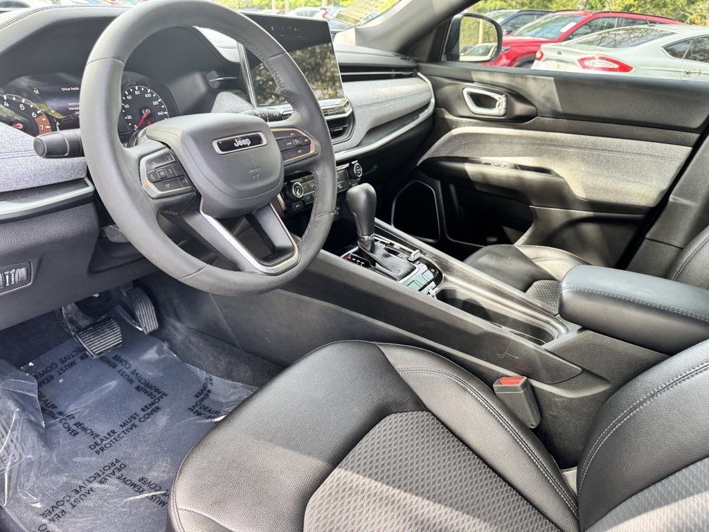 2024 Jeep Compass Latitude photo 19