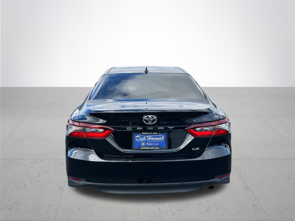 2021 Toyota Camry LE photo 8