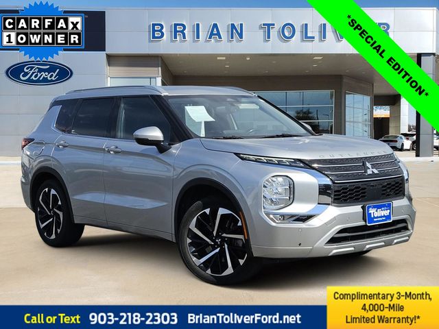 2022 Mitsubishi Outlander SEL Special Edition's photo