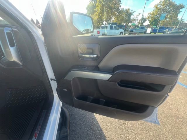 2017 Chevrolet Silverado 1500 LT photo 22
