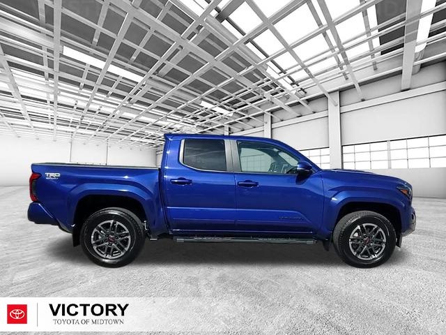 2024 Toyota Tacoma TRD Sport photo 2