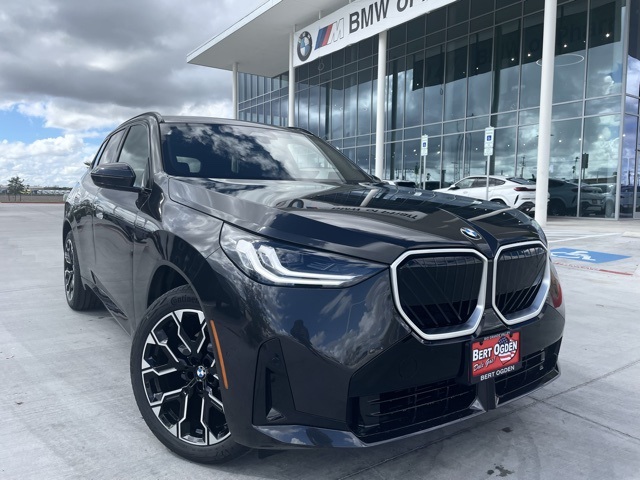2026 BMW X3 30's photo