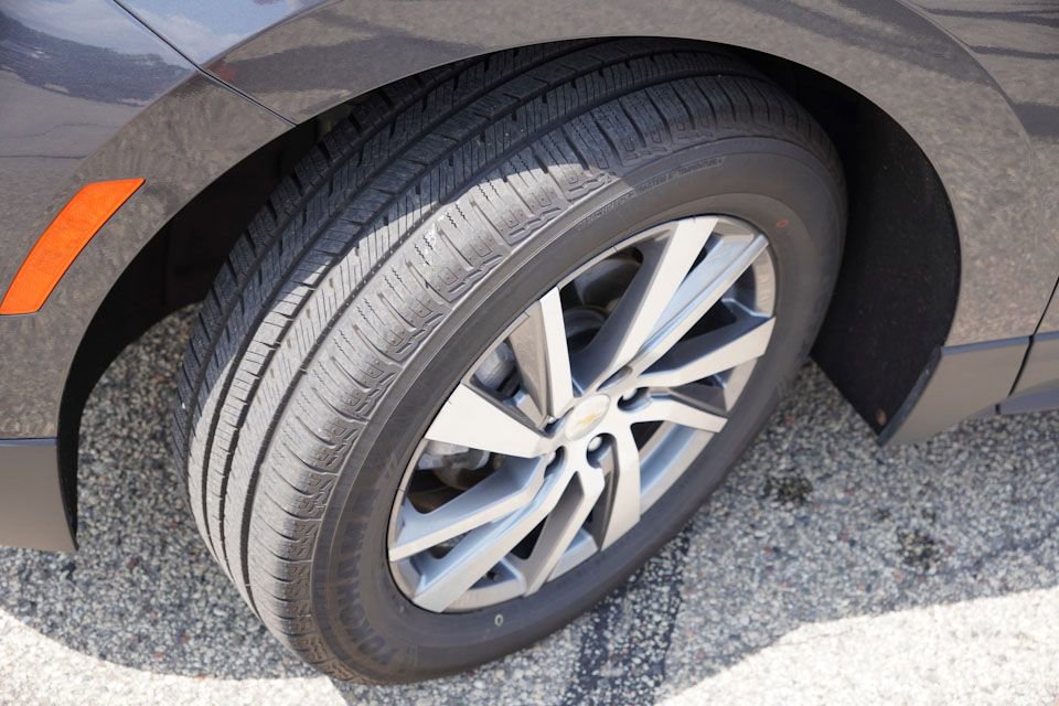 2023 Chevrolet Equinox LT photo 12