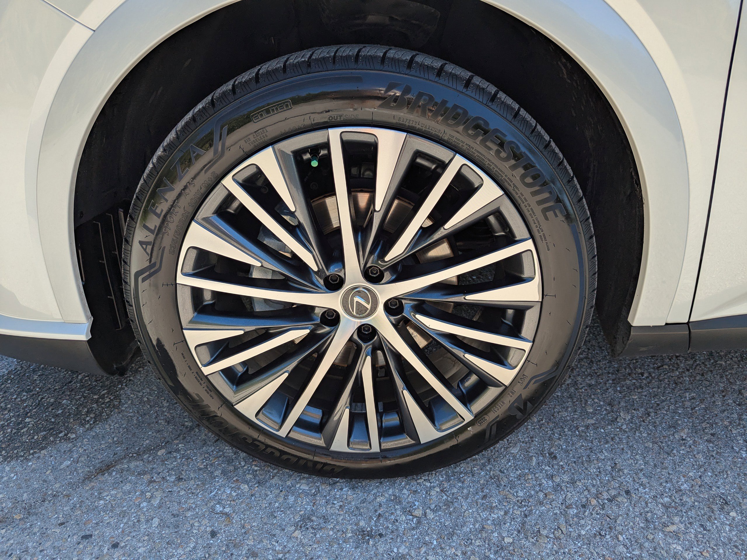 2023 Lexus RX 350 Premium photo 40