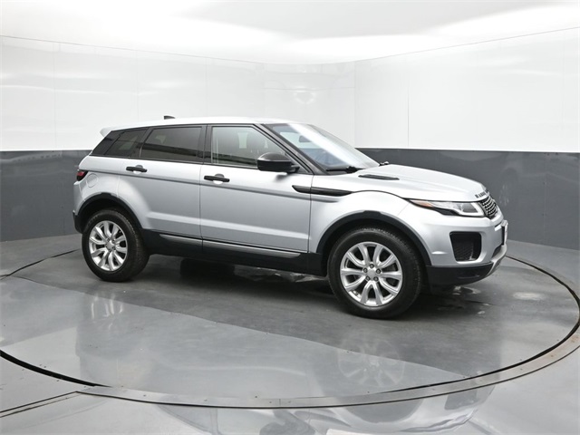 2018 Land Rover Range Rover Evoque SE photo 17
