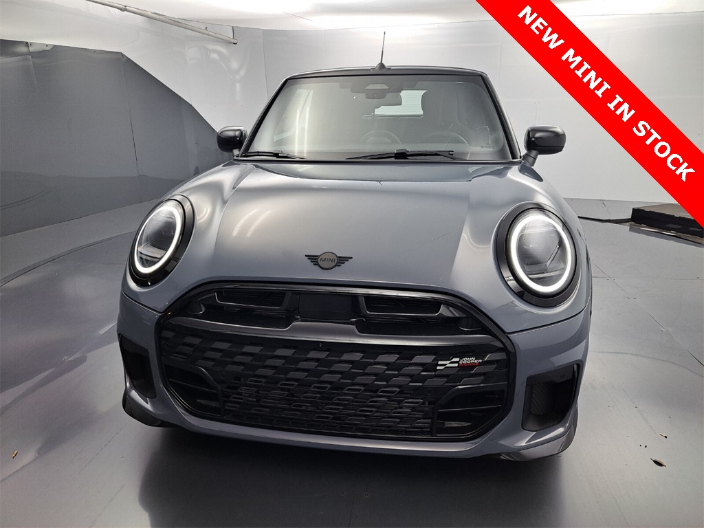 2026 Mini Cooper Convertible Iconic photo 6