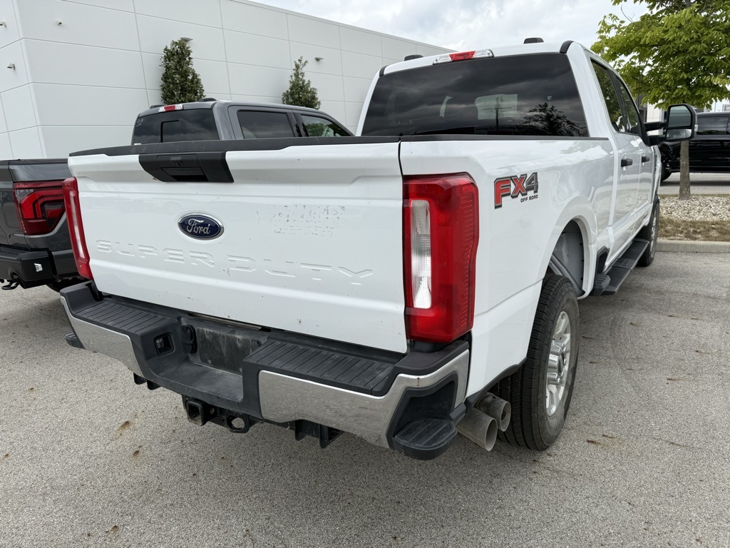 2024 Ford F-250 XLT photo 10