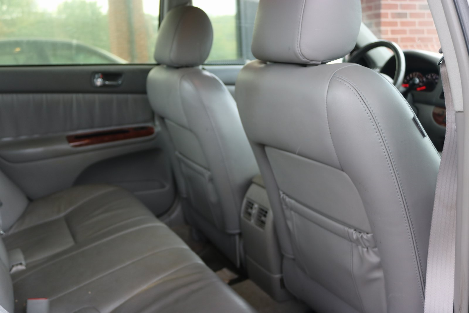 2005 Toyota Camry XLE photo 21