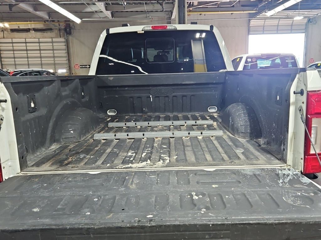 2020 Ford F-350 Lariat photo 3