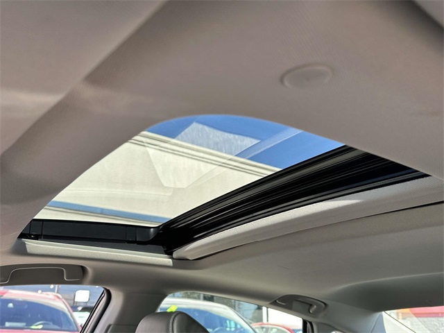 2025 Honda Accord Hybrid Touring photo 3