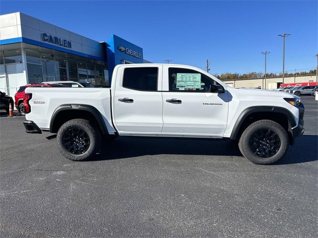 2026 Chevrolet Colorado Trail Boss photo 3
