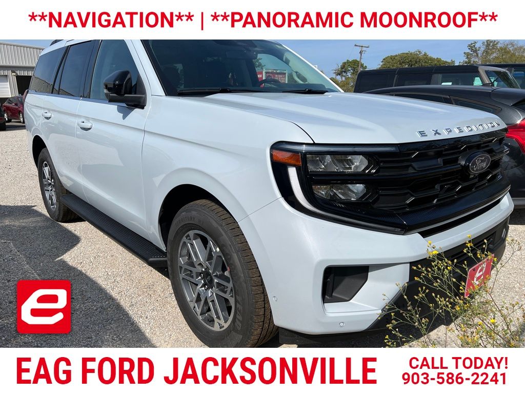 2025 Ford Expedition Active's photo