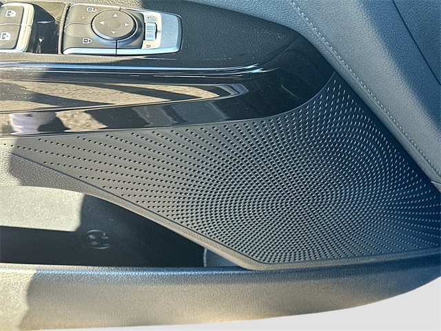 2026 Kia K5 GT-Line photo 16