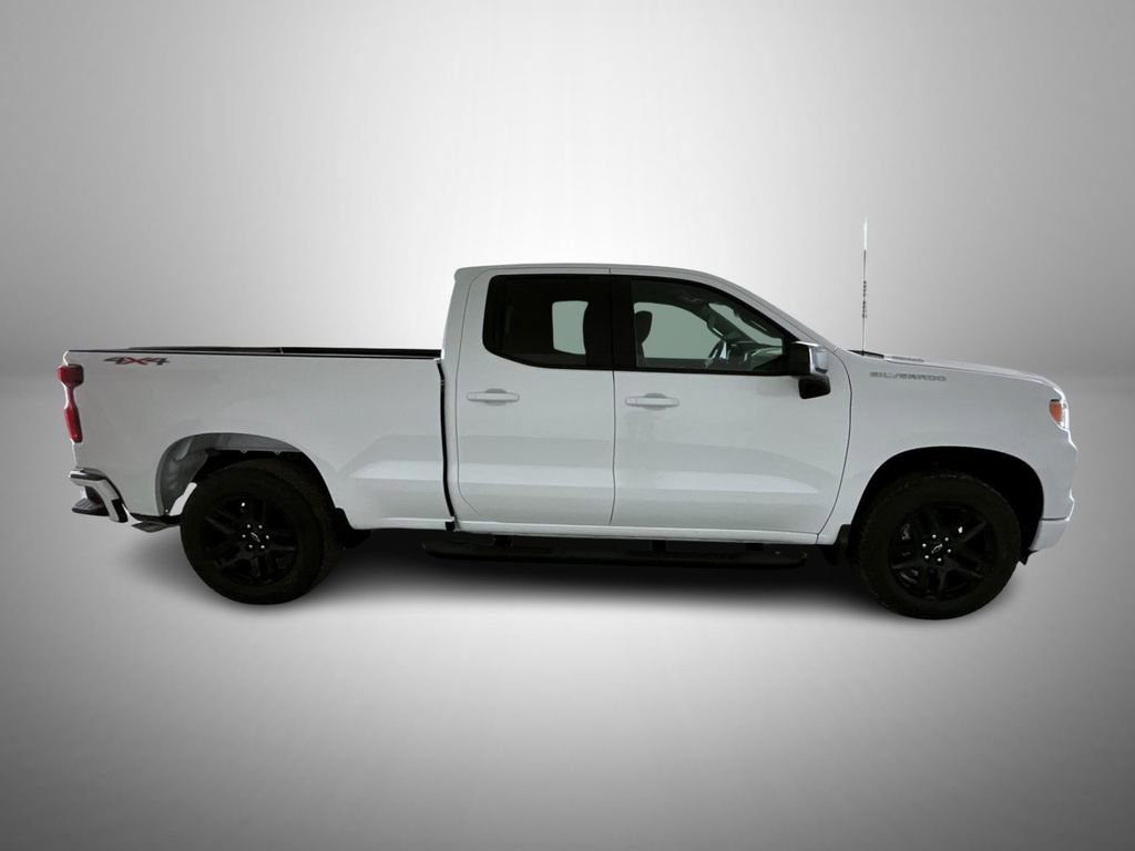 2026 Chevrolet Silverado 1500 RST photo 4