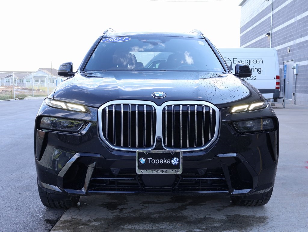Used 2023 BMW X7 40i with VIN 5UX23EM05P9R68493 for sale in Kansas City