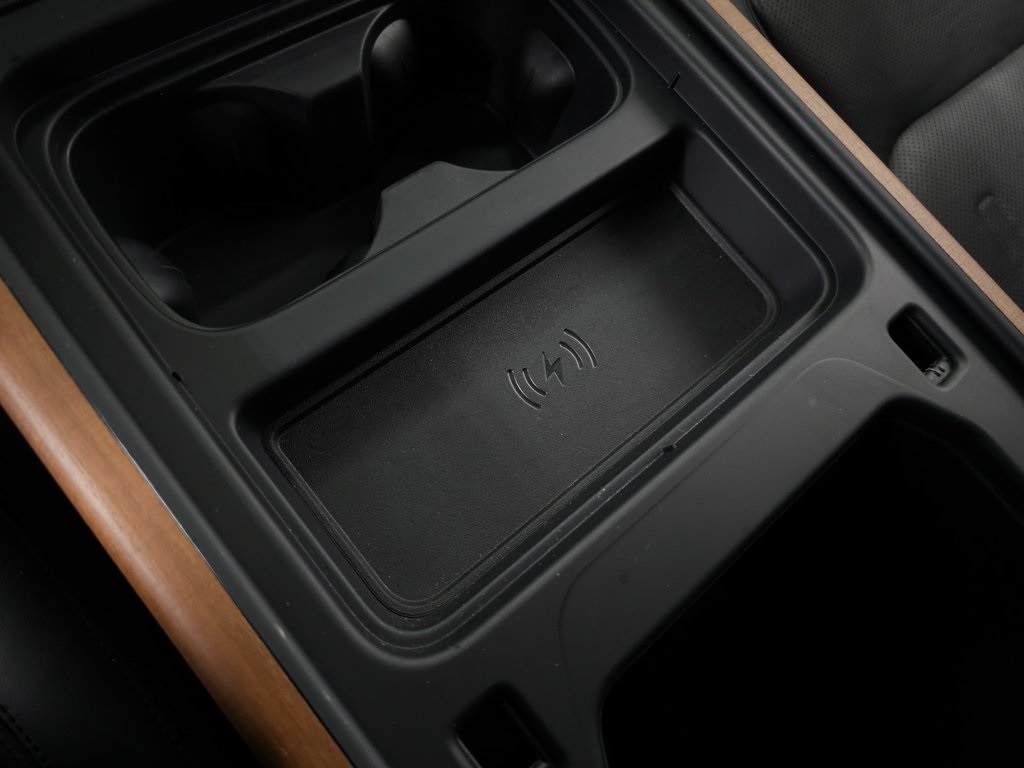 2024 LAND ROVER DEFENDER - Image 40