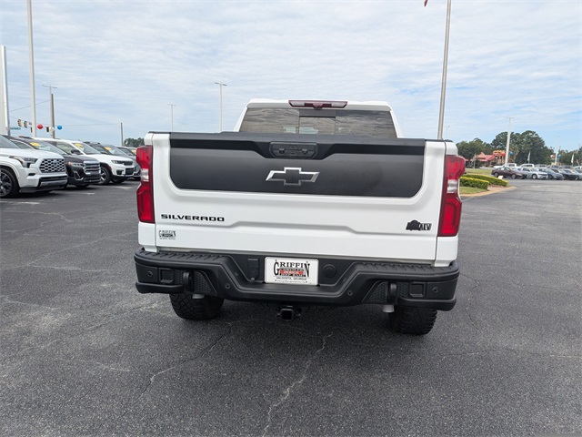 2024 Chevrolet Silverado 1500 ZR2 photo 4