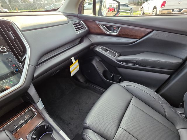2025 Subaru Ascent Touring photo 31