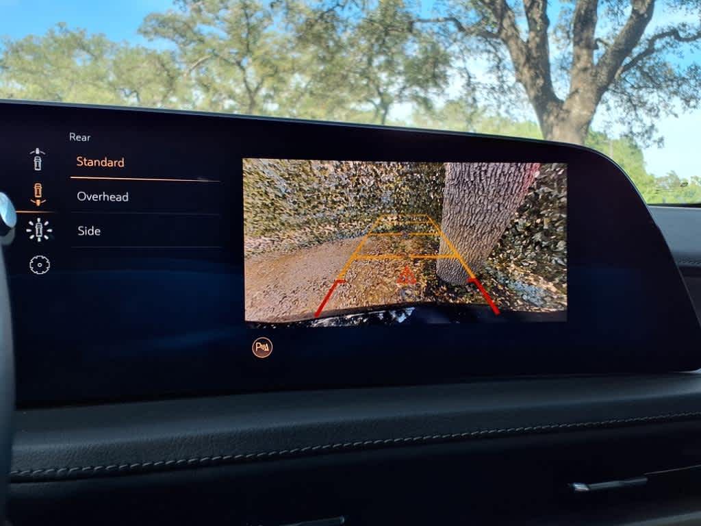 2024 Cadillac XT4 Premium Luxury photo 14