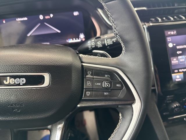 2023 Jeep Grand Cherokee Altitude photo 26