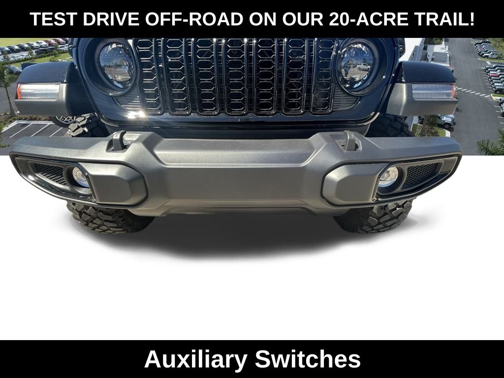 2025 Jeep Gladiator Willys photo 30