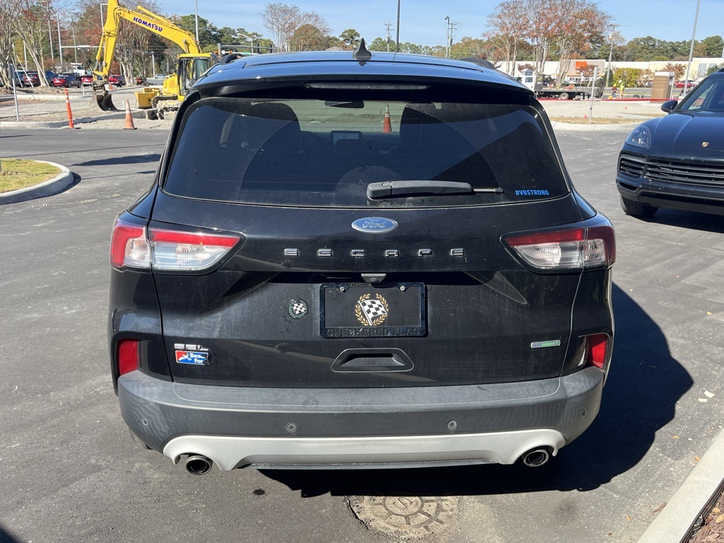 2020 Ford Escape SEL photo 4