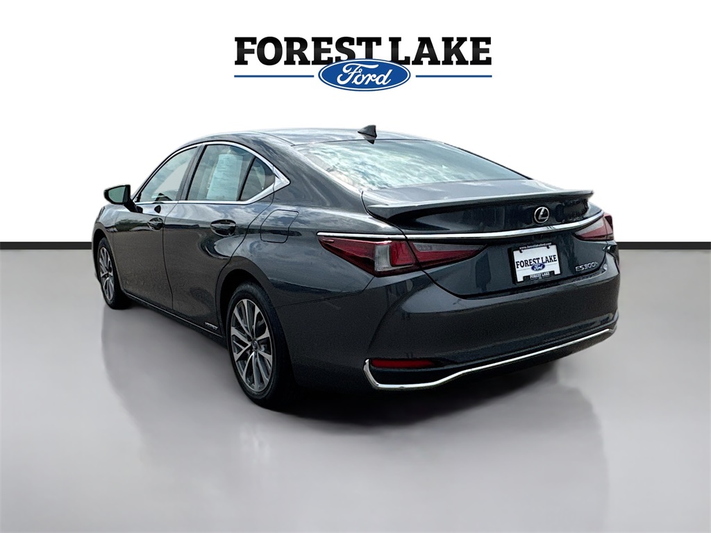 2022 Lexus ES 300h photo 4
