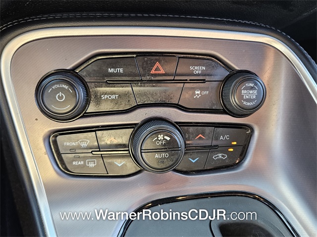 2021 Dodge Challenger SXT photo 14