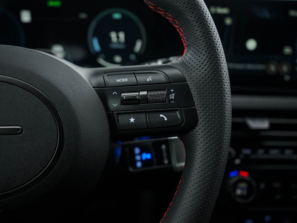 2025 Hyundai Tucson Hybrid N Line photo 19