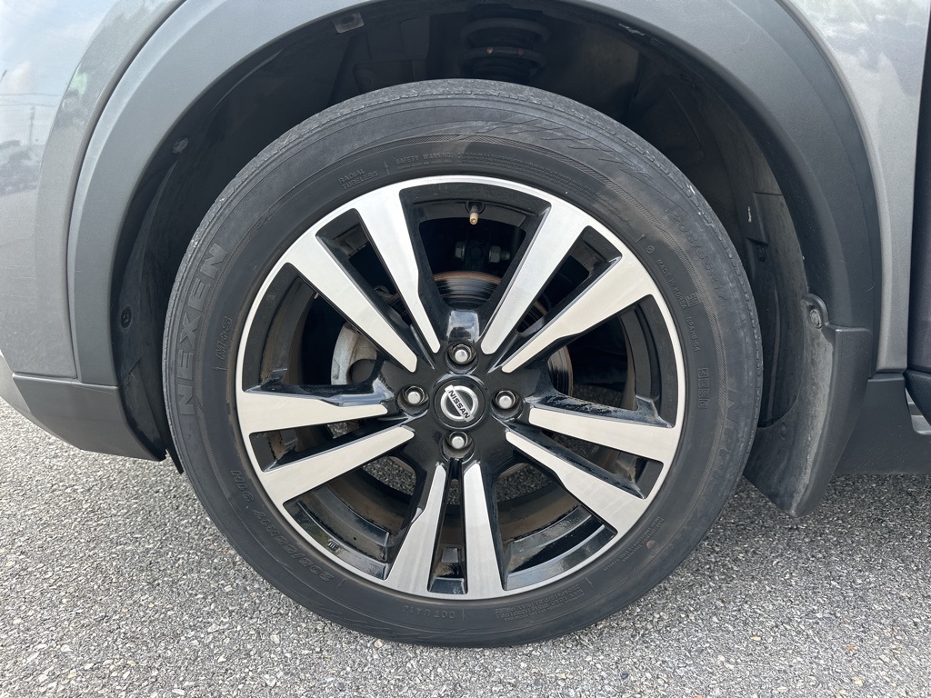2019 Nissan Kicks SV photo 11