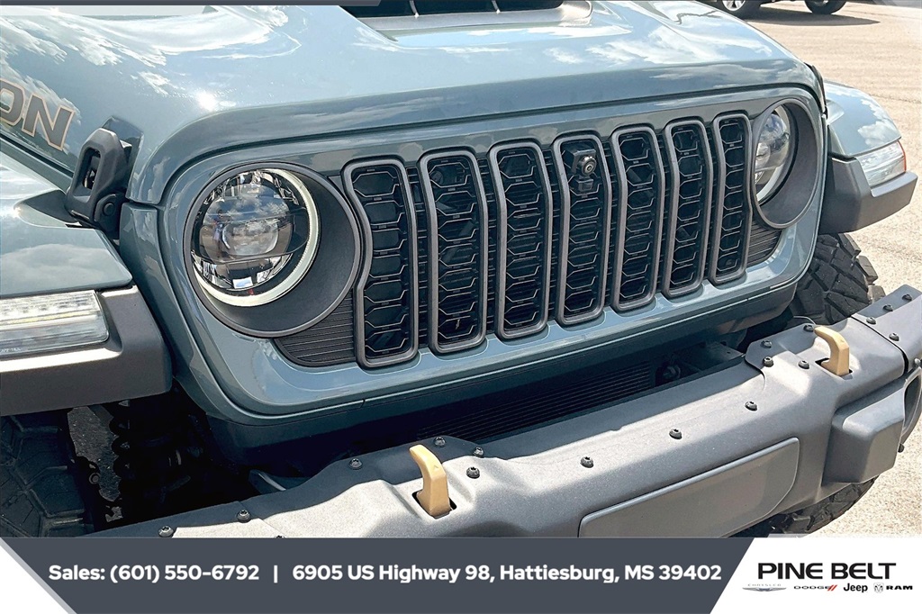 2024 Jeep Wrangler Rubicon 392 photo 19